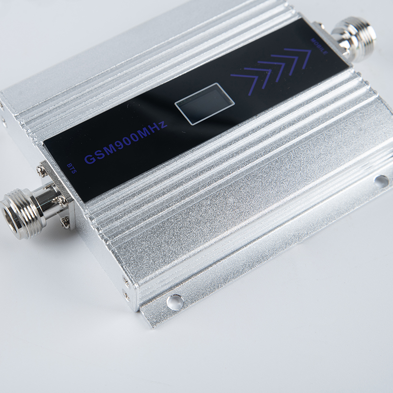 白塔家用单频手机信号增强器100㎡